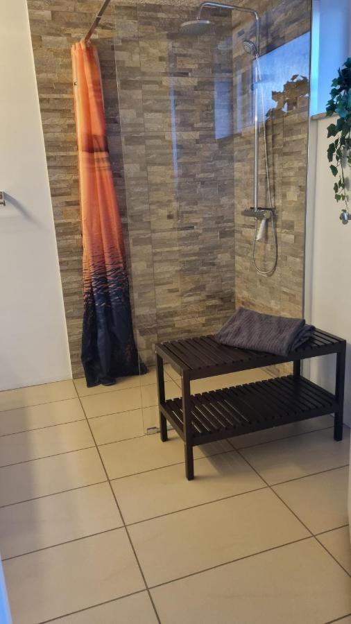Kastanievejens Overnatning Svendborg Bagian luar foto